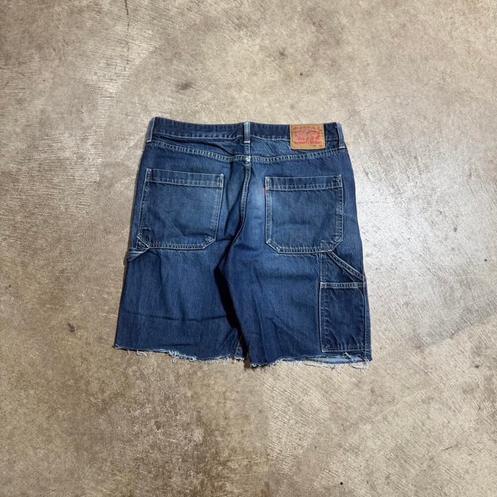 Levi’s Cut Off Jean Shorts